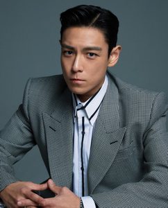 첫인상 개선을 위한 남성 그루밍 기초 가이드: 스킨케어와 헤어스타일 연출법 8 단정하고 그루밍이된 남자의 깔끔한 모습