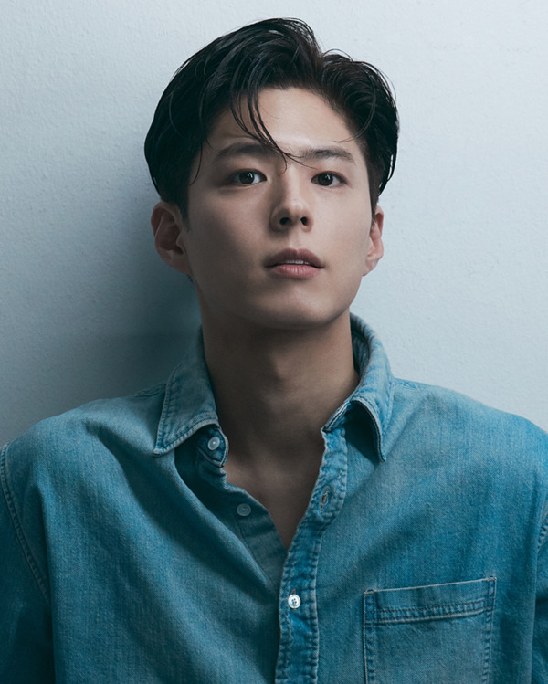 여성이 신뢰를 느끼는 남자의 3가지 감정 조절 및 스트레스 대처 방식: 정서적 안정감의 심리학 1 안정감을 느끼는 남자의 모습